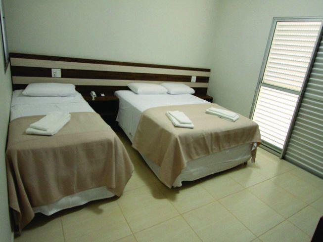 Hotel Avenida Joao Pinheiro Phòng bức ảnh