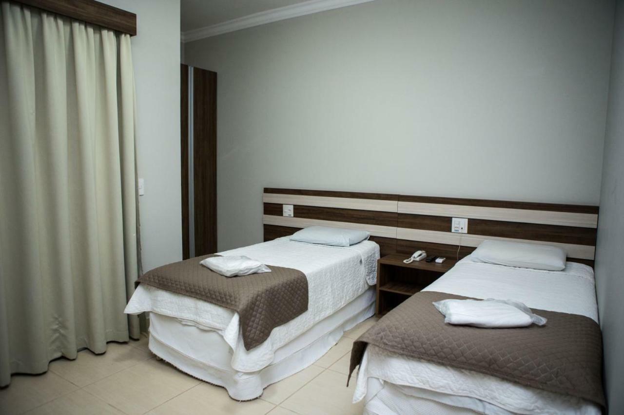 Hotel Avenida Joao Pinheiro Ngoại thất bức ảnh